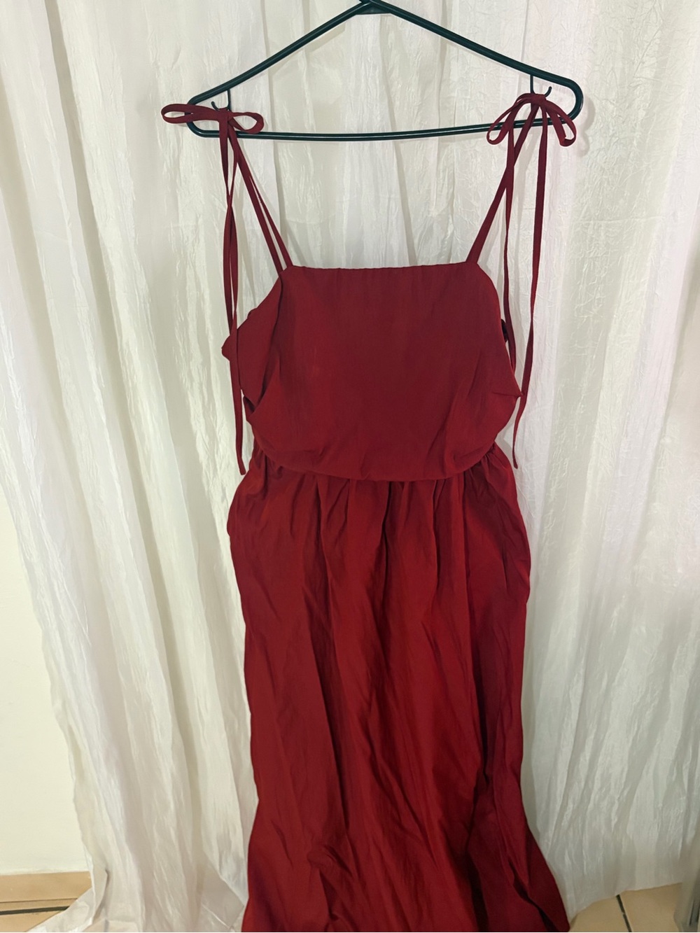 SHEIN Burgundy Tie-Shoulder Maxi Dress